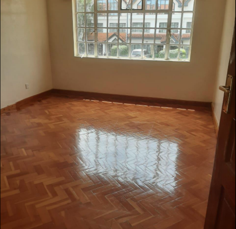 4 Bedroom Maisonette in Brookside, Westlands giroy4