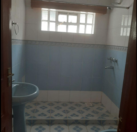 4 Bedroom Maisonette in Brookside, Westlands giroy5