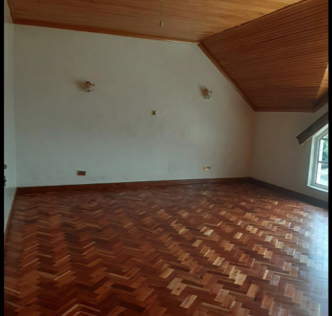 4 Bedroom Maisonette in Brookside, Westlands giroy8