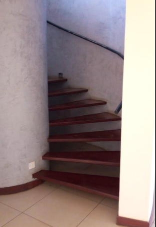 4 Bedroom Villa With DSQ, Karen Miotoni Road - giroy6
