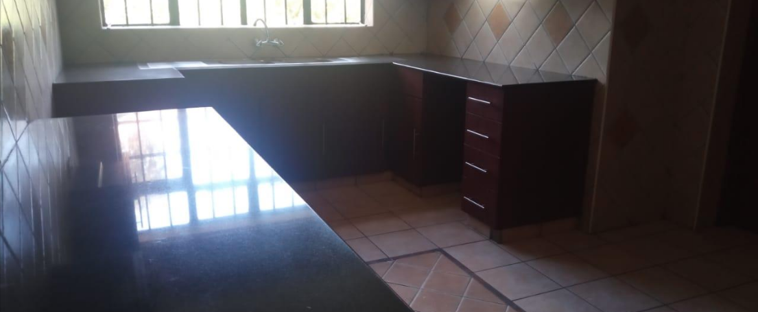 Lovely 3 Bedroom Apartment, Kilimani - giroy13