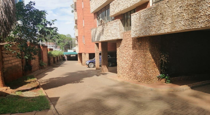 Lovely 3 Bedroom Apartment, Upperhill 1