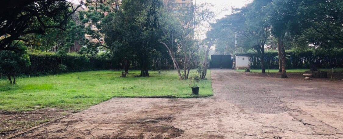 1.3 Acres of Prime Land for Sale in Kilimani off Argwings Kodhek Road, Going for Ksh650M - Negotiable5