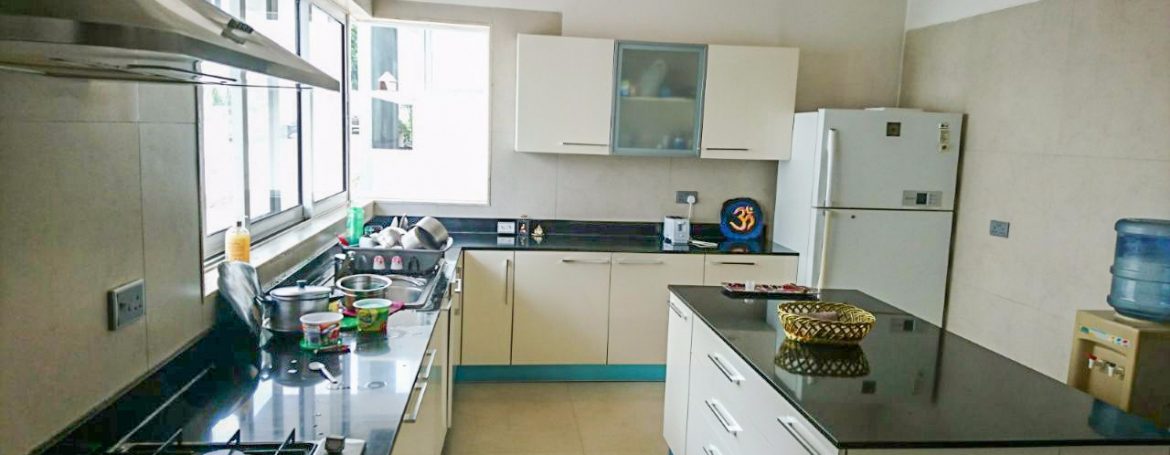 4 Bedrooms on 3 Floors for Sale in Westlands close to Westgate and Sarit Centre at Ksh70M12