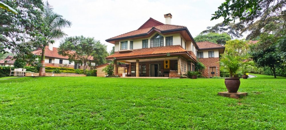 Gated Community: Spacious 4 Bedroom for Rent in Rosslyn1