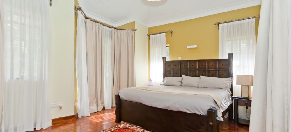 Gated Community: Spacious 4 Bedroom for Rent in Rosslyn10