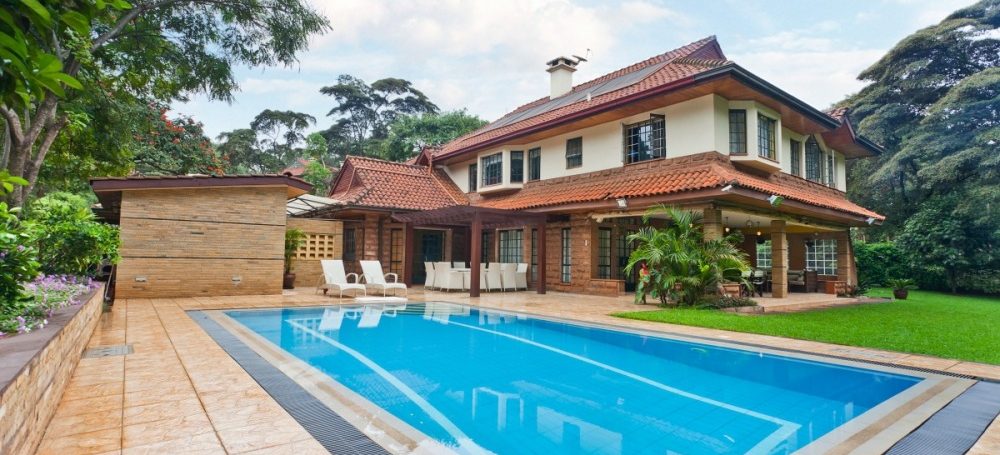 Gated Community: Spacious 4 Bedroom for Rent in Rosslyn2