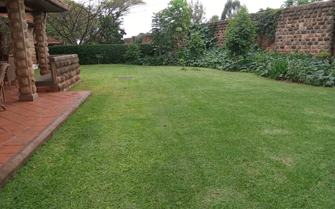 House for Rent in Windsor 4 bedroom furnished at Ksh400k and unfurnished at Ksh350k1