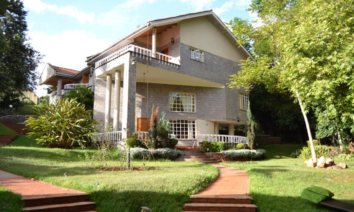 5 Bedroom fully furnished House for rent in GIGIRI with 2 living rooms, fitted kitchen, family room , large mature garden with gazebo; for Rent at Ksh550K1