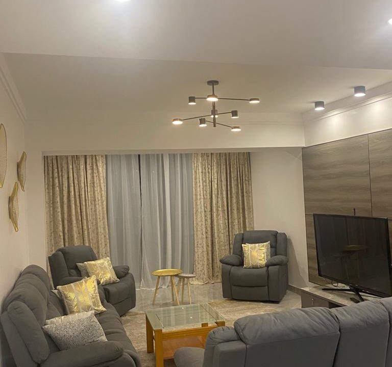3 Bedroom Elegantly Furnished Apartment in Kilimani for Rent at Ksh260k:Month and Ksh15k:day with great amenities2