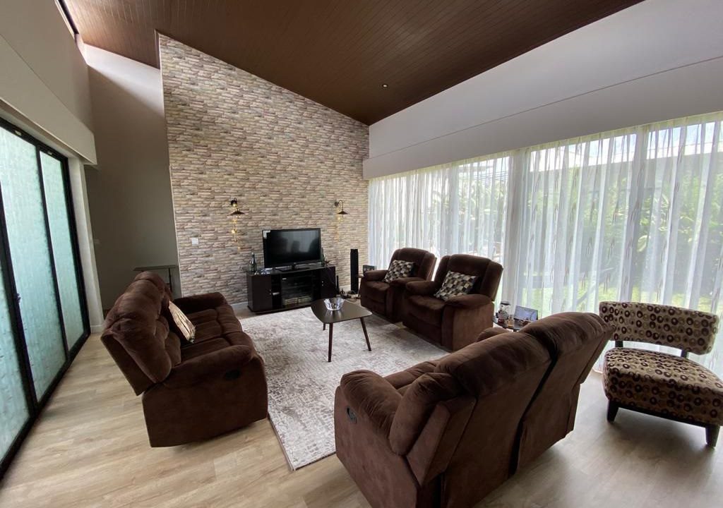 photo_2023-08-09_15-37-05