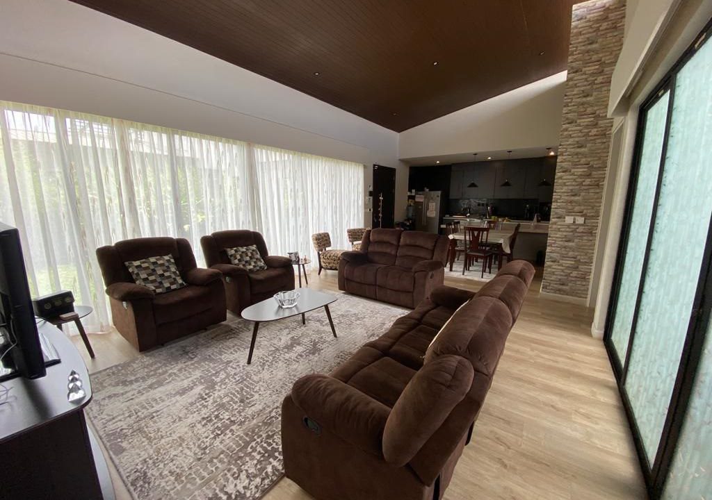 photo_2023-08-09_16-16-06